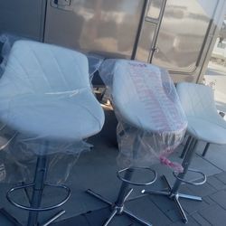 Bar stool