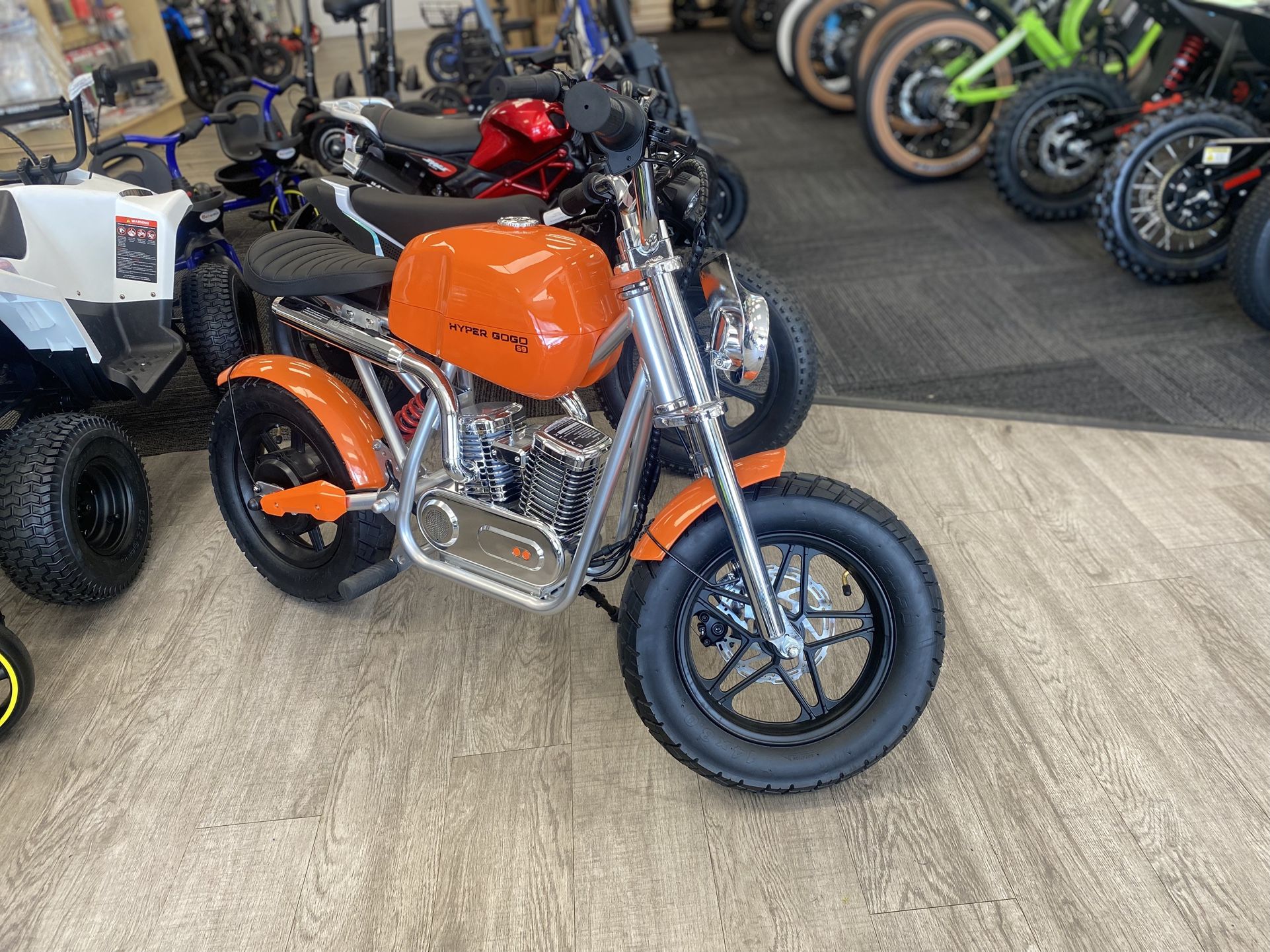HyperGoGo Discover 14 Kids E Motorcycle 