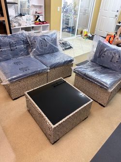 4-Piece Grey Wicker Outdoor Patio Furniture Set with Blue Cushions