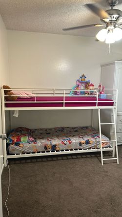 Bunk bed