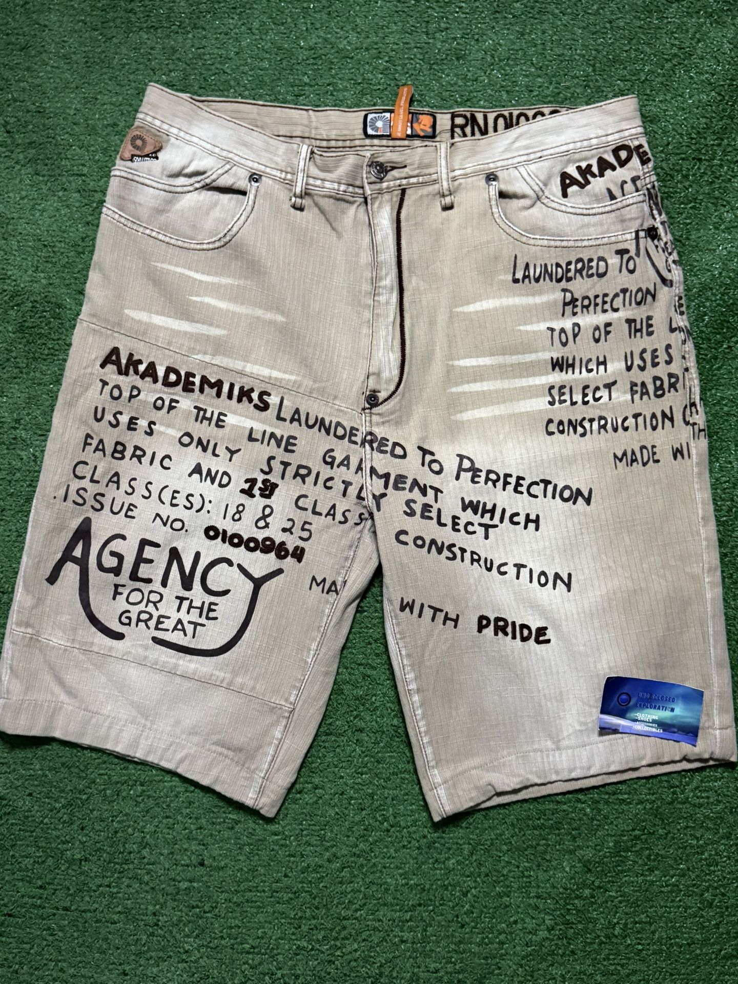 Vintage Akademiks Jorts W36