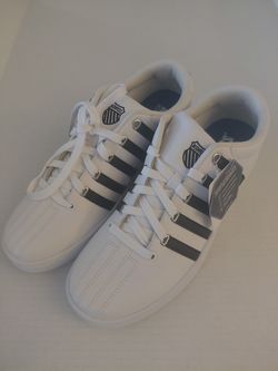 Kswiss women size 8 new no box