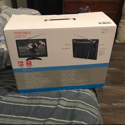Portable LCD TV