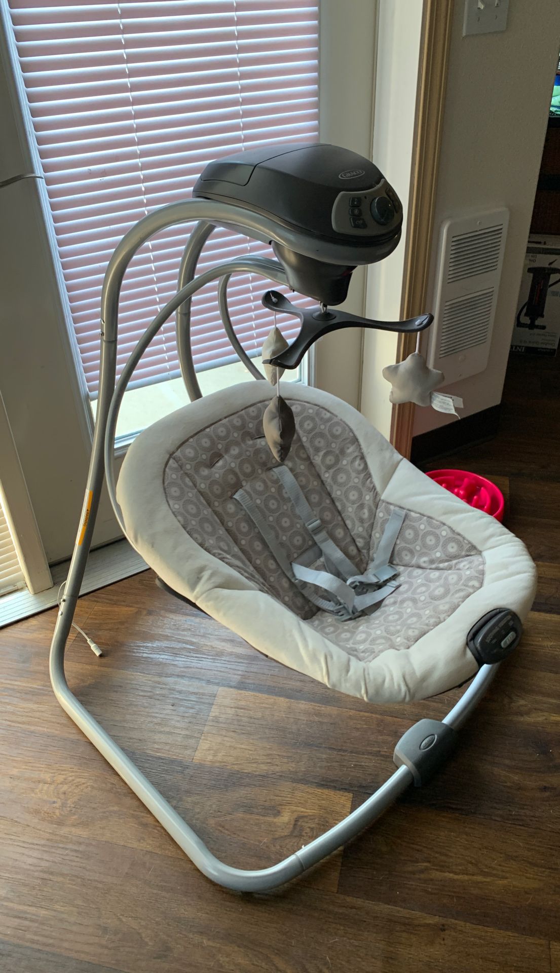 Graco baby swing