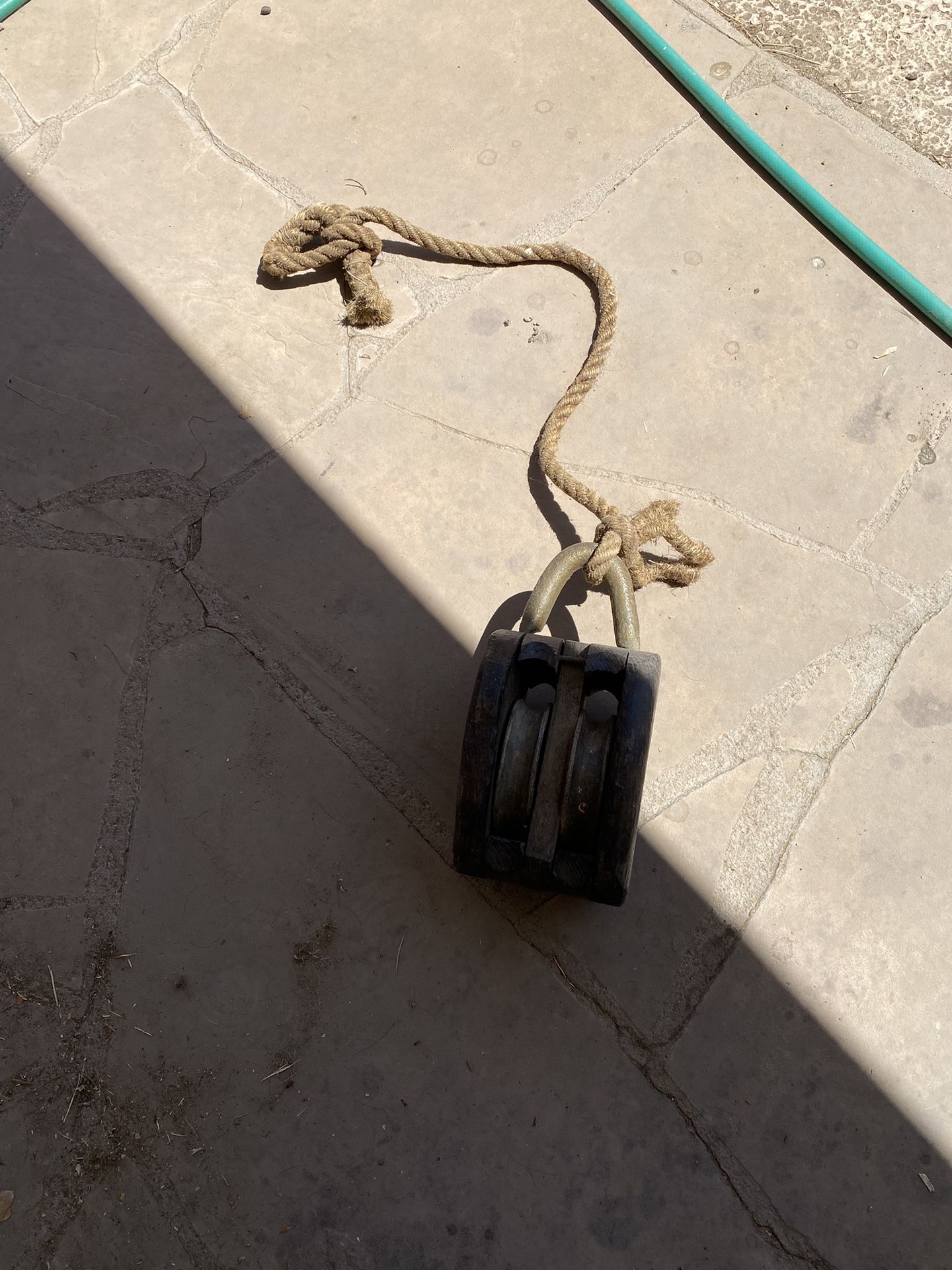 “10” Boat Pulley In Excellent Condition