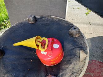 Eagle gas can