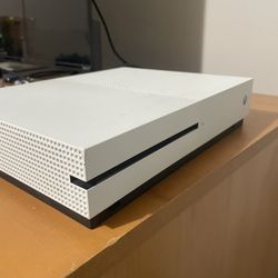 Xbox One S