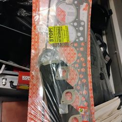 This item is an Elring cylinder head gasket set, which is a comprehensive set of gaskets and seals needed for repairing or rebuilding a vehicle's cyli