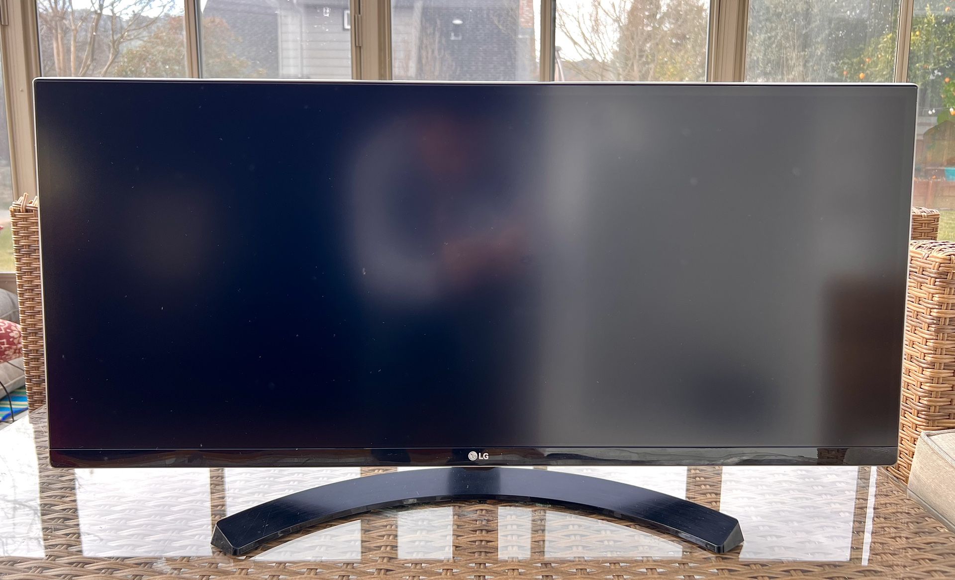 LG UltraWide 34UM88-P