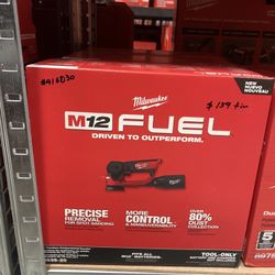 Milwaukee M12 Fuel Random Orbital Detail Sander