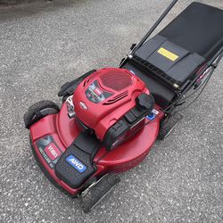 Toro Recycler all wheel drive self propelled mower. Delivery Available, Read Ad.