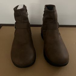 Easy Street Chief Comfort Ankle Boots