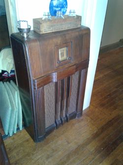 Detrola radio vintage piece