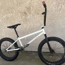 20 Inch ELITE BMX bike 