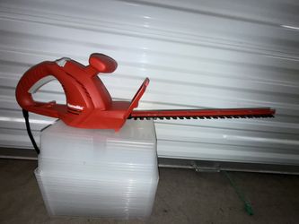 Homelite 17 in. 2.7 Amp Electric Hedge Trimmer