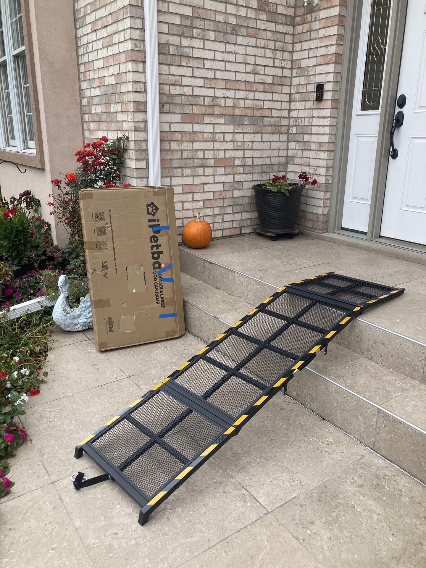 new pet ramp( 6ft” across x 20” wide)