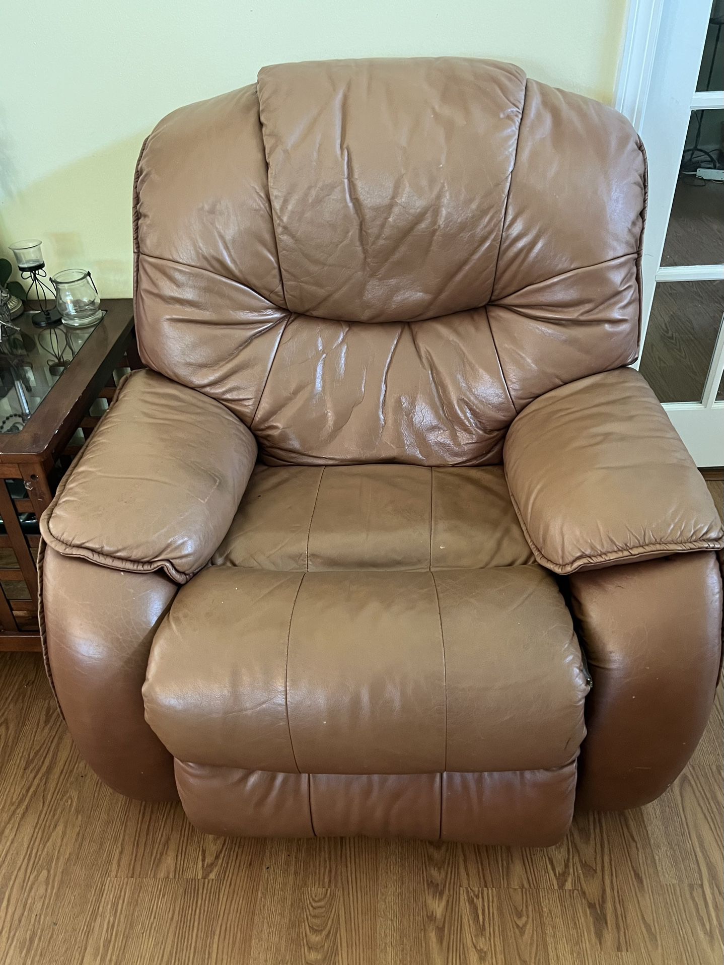 Leather Recliner Works Perfectly Fine 