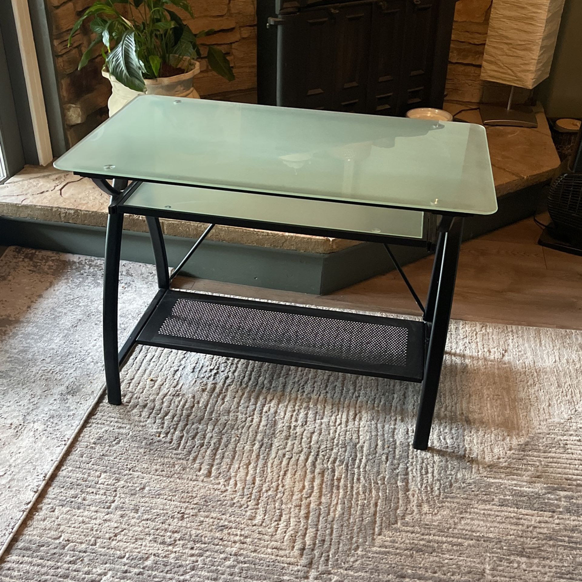 VERY NICE Computer Desk