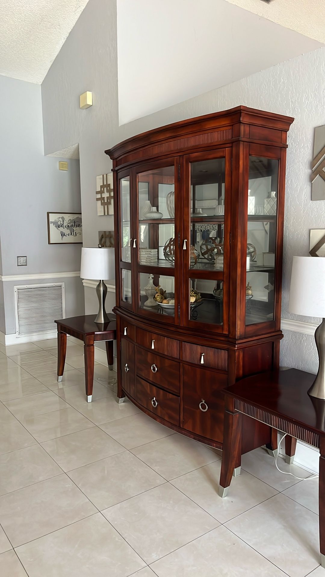 China Cabinet With Matching End Tables And Lamps