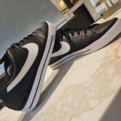 Men's Nike Court Legacy Size 13