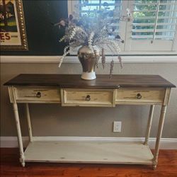 Gorgeous Entry Table!
