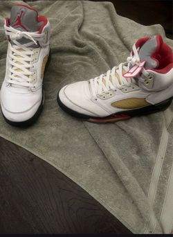 Jordan 5 fire red