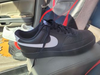 Nike Court Vision Low Sneakers