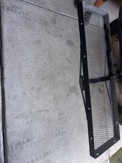 Hitch hauler