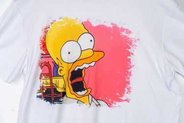 Homer Simpson t-shirt Size large NEW