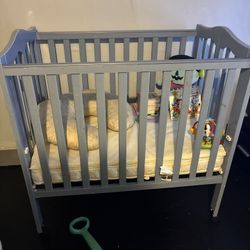 Portable Crib 