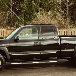 2003 Chevy Silverado Wonderful!!!