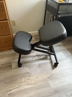 Kneeling Chair