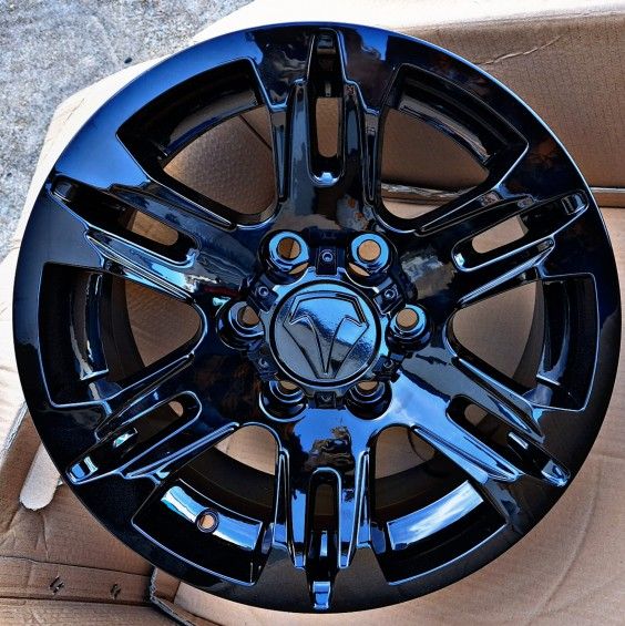 2023 TOYOTA TACOMA TFORCE RIMS NEW OEM .....( 17" INCH )

