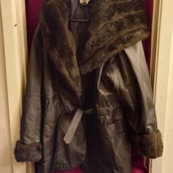 Leather Coat With Fur 