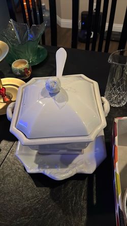 White Ceramic Soup Tureen with Ladle and Tray