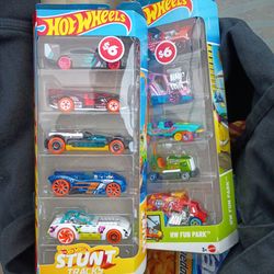 Hot wheels 5 pack