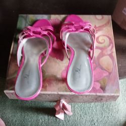 Pink Jaclyn Smith Sandles Use One time Now i Have injured ankle
