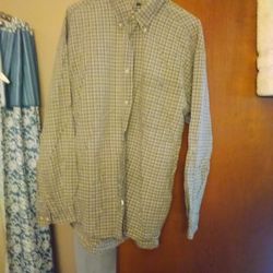 Men's Button Up Long Sleeved Shirt 
