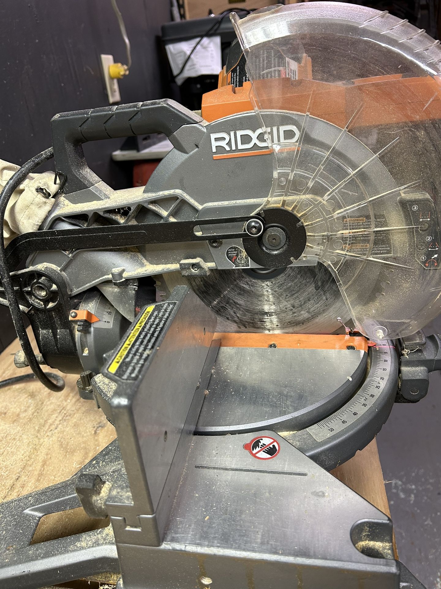 Ridgid 15 Amp 10” Miter Saw