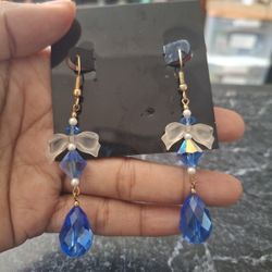 Bow Beaded Dangling Earrings 