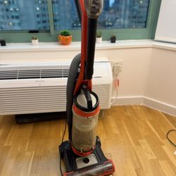 BISSELL Vacuum Cleaner