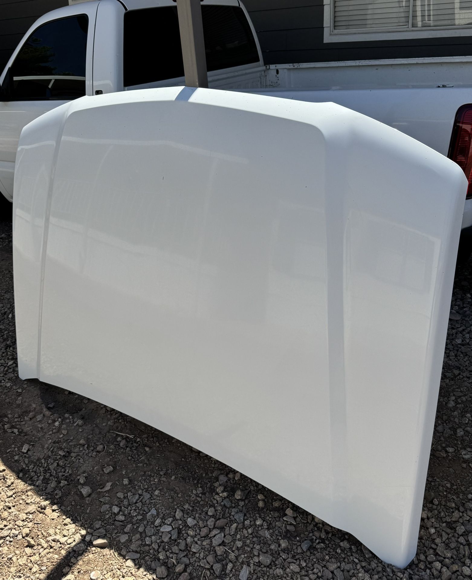 03-05 silverado hood non hd