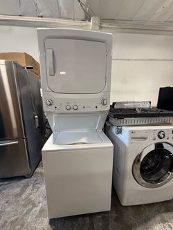 GE Stacked Washer Dryer Combo Unit