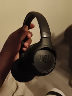 JBL TUNE 680