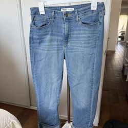 Levi Strauss Mid Rise Capri