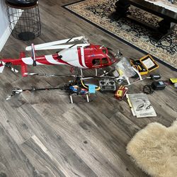 Scale Ecureuil Helicopter Includes Spectrum Receiver 