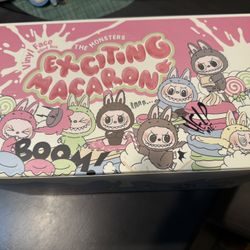 Exciting Macaron Labubu