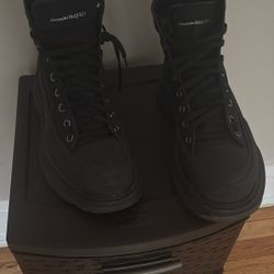 Alexander McQueen Treadslick Boot