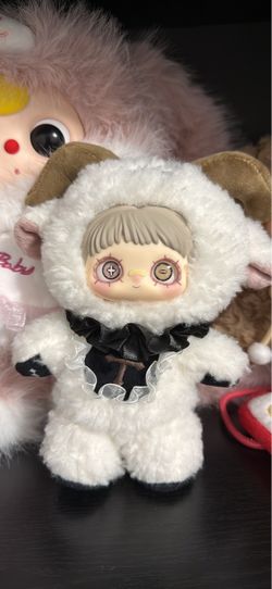 Dark forest Maymei white goat