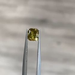 1.02 Carat Natural Yellow Brown Diamond 